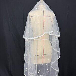Brand new with tag double layered veil